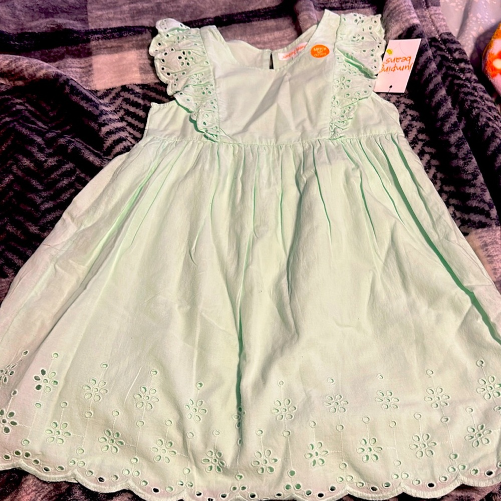 Girls dress